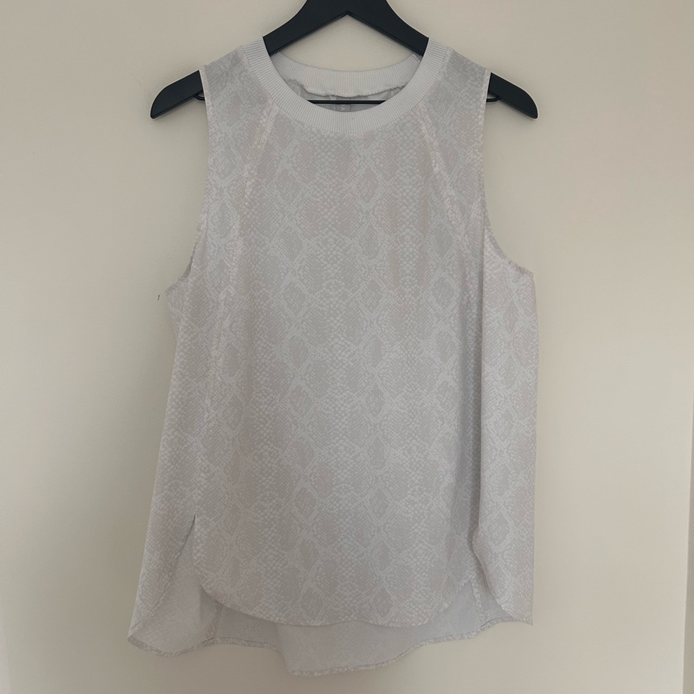 Athleta White Snake Skin Pattern Tank